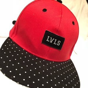 Men’s ball cap with leather adjustable strap